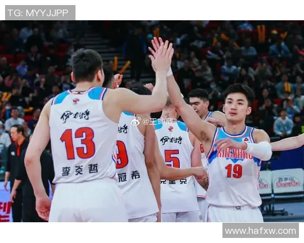 2017年CBA新疆队与上海队激战回顾精彩瞬间与赛季亮点分析