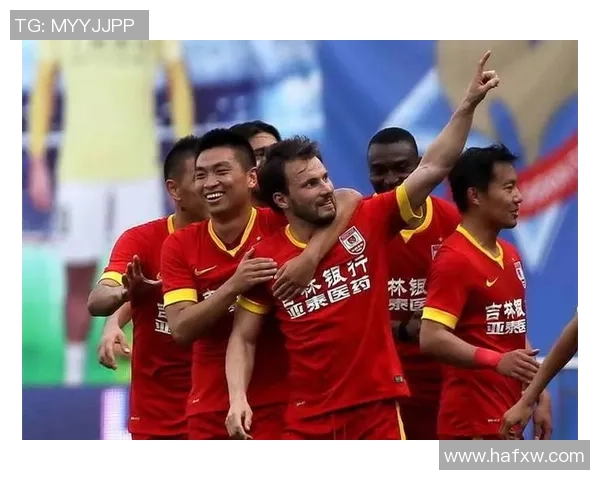 上海申鑫迎战新疆体彩全力争胜展现球队实力与拼搏精神